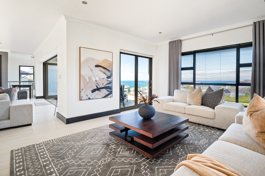 5 Bedroom Property for Sale in Pezula Golf Estate Western Cape